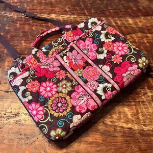 Vera Bradley Firm Quilted Laptop Bag With Floral Design